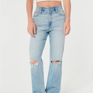 Hollister High Rise Straight Leg Jeans